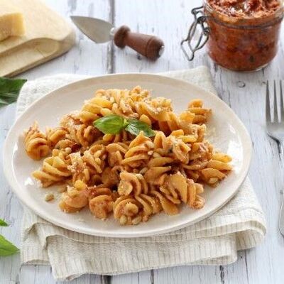 FUSILLI L Sauce PESTO ROSSO FUSILLI L Sauce PESTO ROSSO - PAUSE DEJ'LICE - VILLENEUVE DASCQ